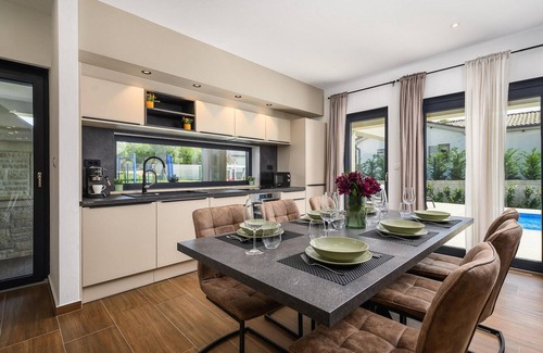 Mali Vareski House | Gorgeous home in Krnica