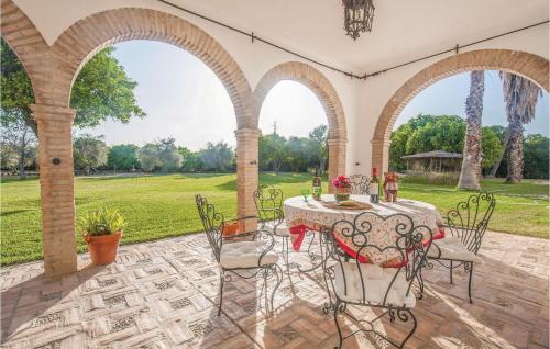 La Campana House | Gorgeous Home In La Campana, Sevilla