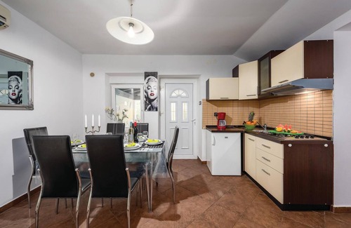 Rasa House | Gorgeous home in Labin with WiFi