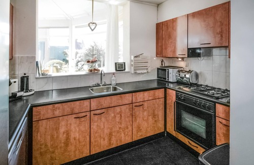 Lemmer House | Gorgeous home in Lemmer with WiFi