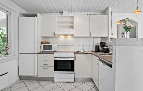 Jegum House | Gorgeous Home In Oksbøl With Sauna