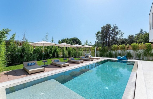 Pjescana Uvala House | Gorgeous home in Pula