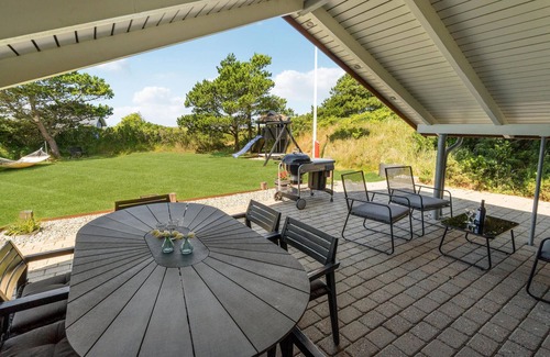 Romo House | Gorgeous home in Rømø with kitchen