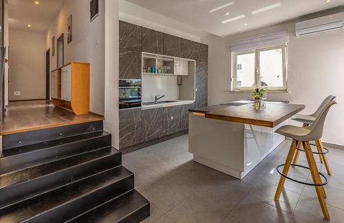 Liznjan House | Gorgeous home in Sisan with kitchen