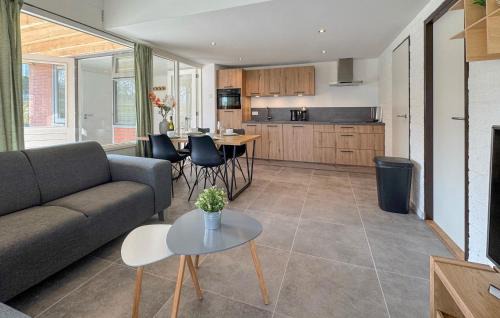 Stavenisse House | Gorgeous Home In Stavenisse