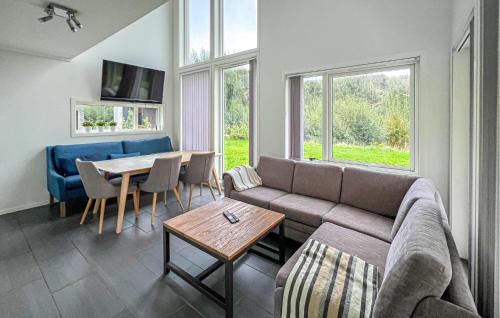 Lindesnes House | Gorgeous Home In Svenevig With Wifi