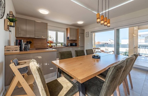 Vrsi House | Gorgeous home in Vrsi