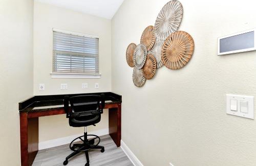West Kissimmee House | Gorgeous Home With Private Pool, Game Room Near Disney With Waterpark & Resort Access At Encore Resort - 781La