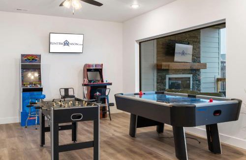 Indian Point House | Gorgeous Lake Views, $400 Daily Local Activities, Community Amenities, Near Sdc!