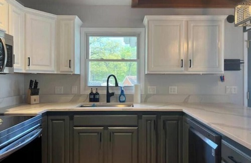 Horicon House | Gorgeous Lakefront Retreat with Waterside Bar Area