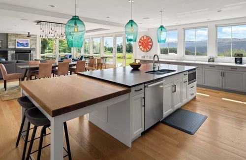 Stowe Area House | Gorgeous Luxury Home, Panoramic Mountain View!
