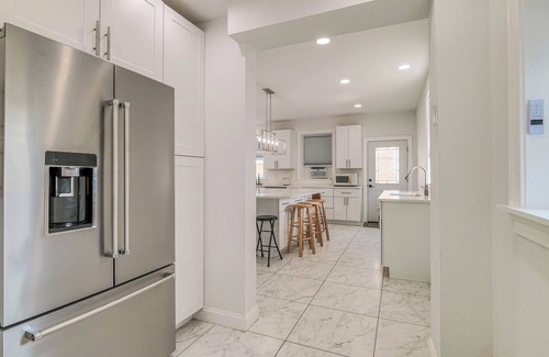 Leeds Point Villa | Gorgeous Mansion At the Beach