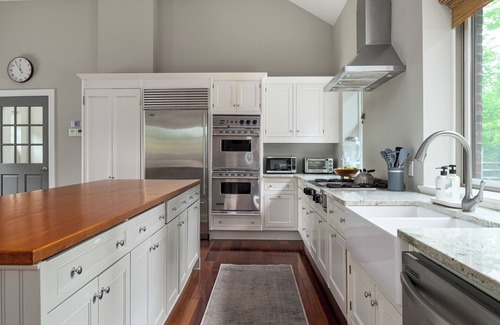 Middle Hope House | Gorgeous MidCentury Retreat | Pool, Grill & Gym