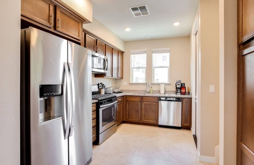 Milpitas House | Gorgeous Milpitas 1BR w/A/C, nr Movies, Mall & Dining, by Blueground