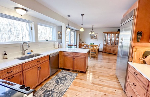 Waitsfield House | Gorgeous Mountain Home Near Mad River Glen
