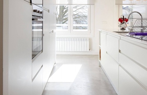 Zarautz Apartment | GORGEOUS NEW APARTMENT 100 METERS FROM THE BEACH