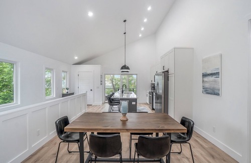 Beachwood-Bluffton House | Gorgeous New Home, Sleeps 10, Steps Away from Lake Michigan Beaches