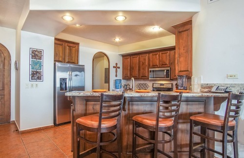 Puerto Penasco Condo | Gorgeous Ocean View- completely remodeled 2/2, Great Decor, Fireplace, King Beds