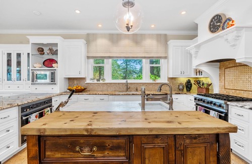 Vichy Springs House | Gorgeous, private 3.5 acre estate in Napa