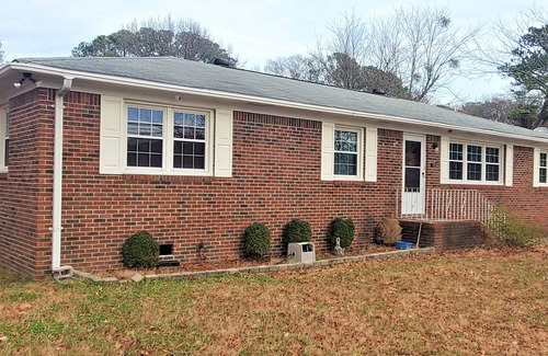 Norfolk - Virginia Beach House | Gorgeous Remodeled Ranch Home 10 Min from Downtown Nor & VB