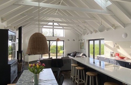 Tintagel House | Gorgeous Renovated Edwardian Cottage With Stunning Huge Modern Living/dining