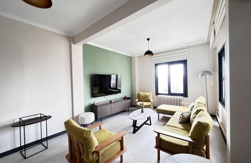 Galata Apartment | Gorgeous Sea View Apartment in Karaköy 4BR, 2BA