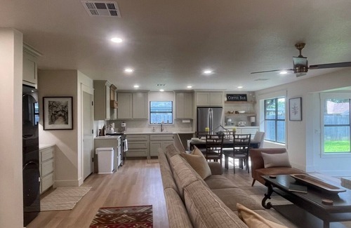 Norman House | Gorgeous SEC Winner OU's Top Pick