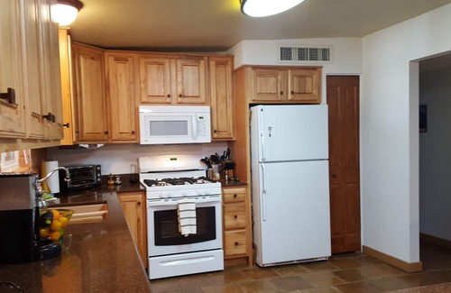 Oro Valley House | Gorgeous Views, Landscaping, Pristine Pool Near Catalina Mountains, WiFi, More!