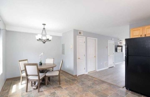 Fair Haven House | Gorgeous Waterfront 2:1 - 2 houses in 1 building.