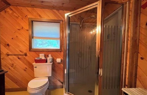 Lempster Cabin | Gorgeous Waterfront Cottage with Views to Die For!