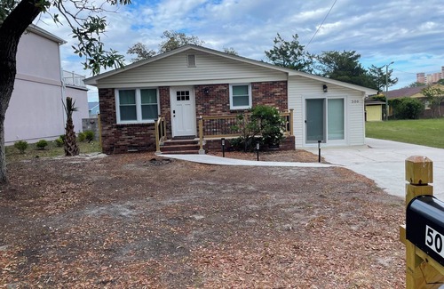 Atlantic Beach House | Gorgeously remodeled Seaside Oasis in Atlantic Beach!