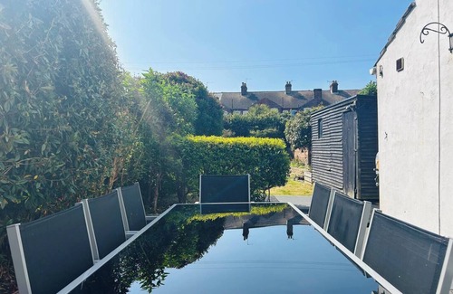 Gorleston-on-Sea House | Gorleston Beach House by Leap Escapes