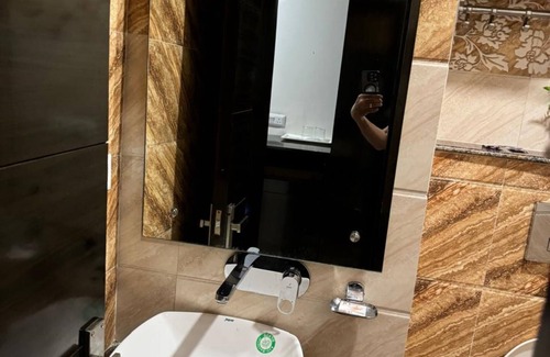 Pathankot Hotel | Goroomgo Jewel Premium Pathankot