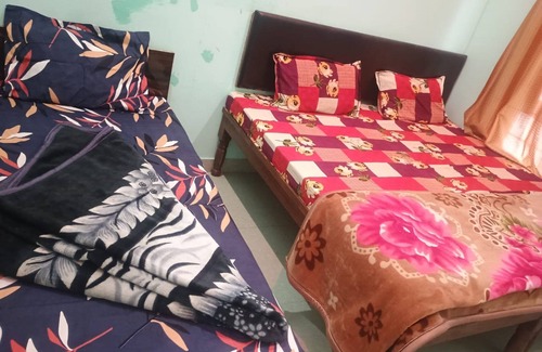Shivanandi Hotel | Goroomgo K.C. Hotel & Restaurant Rudraprayag
