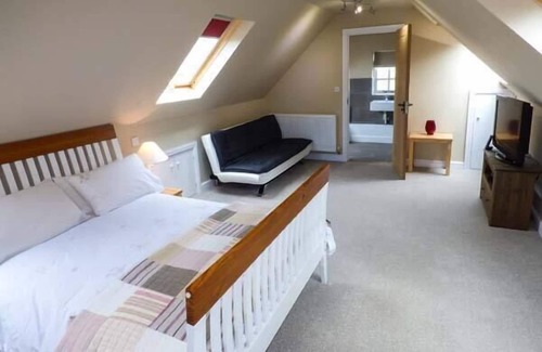 Leek Cottage | GORSTHEAD MILL FARM, pet friendly, luxury holiday cottage in Bradnop