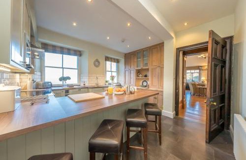 Criccieth House | Gorwel-Bryn-Hir