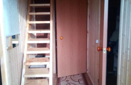 Khutyn Cabin | Гостевой Дом с банькой в Стрелке