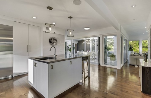 La Canada Flintridge House | Gould Getaway Spacious Backyard Oasis in LA Canada