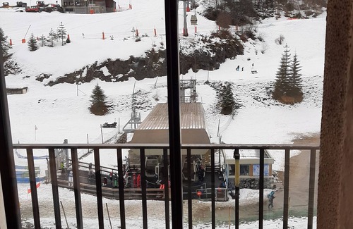 Eaux-Bonnes Apartment | GOURETTE Appart 6 pers pieds des pistes, télécabines, Lit 160 sur banquette BZ