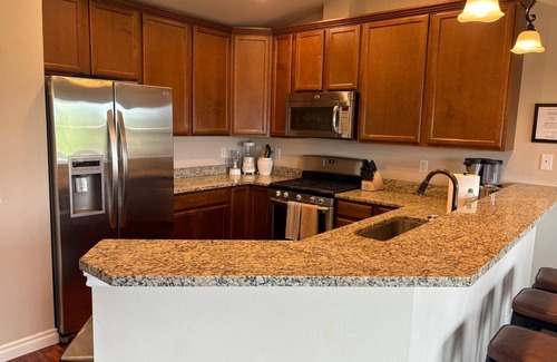 Government Hill House | Government Hill - Mountain Views, near JBER. 3bd-2.5ba, 2car gar. Fenced yard.