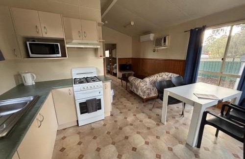 Goulburn Hotel | Governors Hill Carapark
