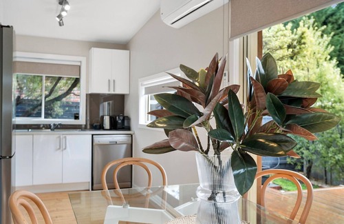 Rye House | Goyarra in Rye - Located in the heart of Rye and a short walk to Peninsula Pantry Café.