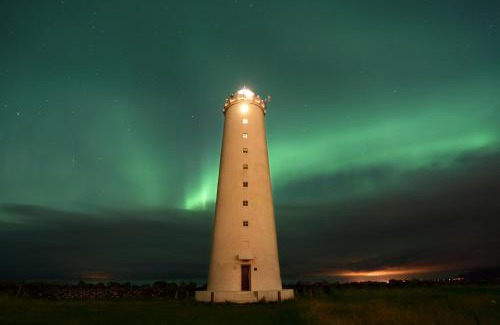 Seltjarnarnes House | Grótta Northern Lights - Apartment & Rooms