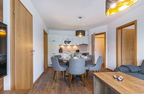 Bad Hofgastein Apartment | Graceful apartment in Salzburg with balcony