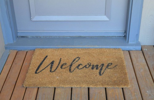Ararat Apartment | Grampians Getaway with Your Furry Best Friend