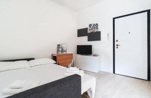 Historic Center Apartment | Gramsci 2 Apartment by Wonderful Italy
