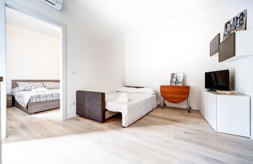 Historic Center Apartment | Gramsci 2 Apartment by Wonderful Italy