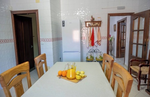 Antequera Ski Chalet | GRAN FINCA EL ROMERAL, IDEAL FOR FAMILIES (pet friendly)