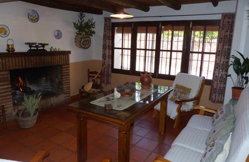 Fuenteheridos House | Granados