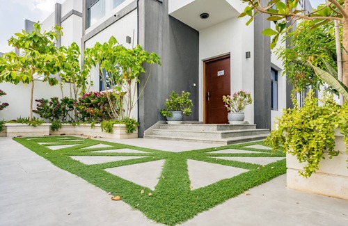 Sharm Villa | Grand 4BR Villa with Chilled/Heated Pool, Al Dana Island Fujairah